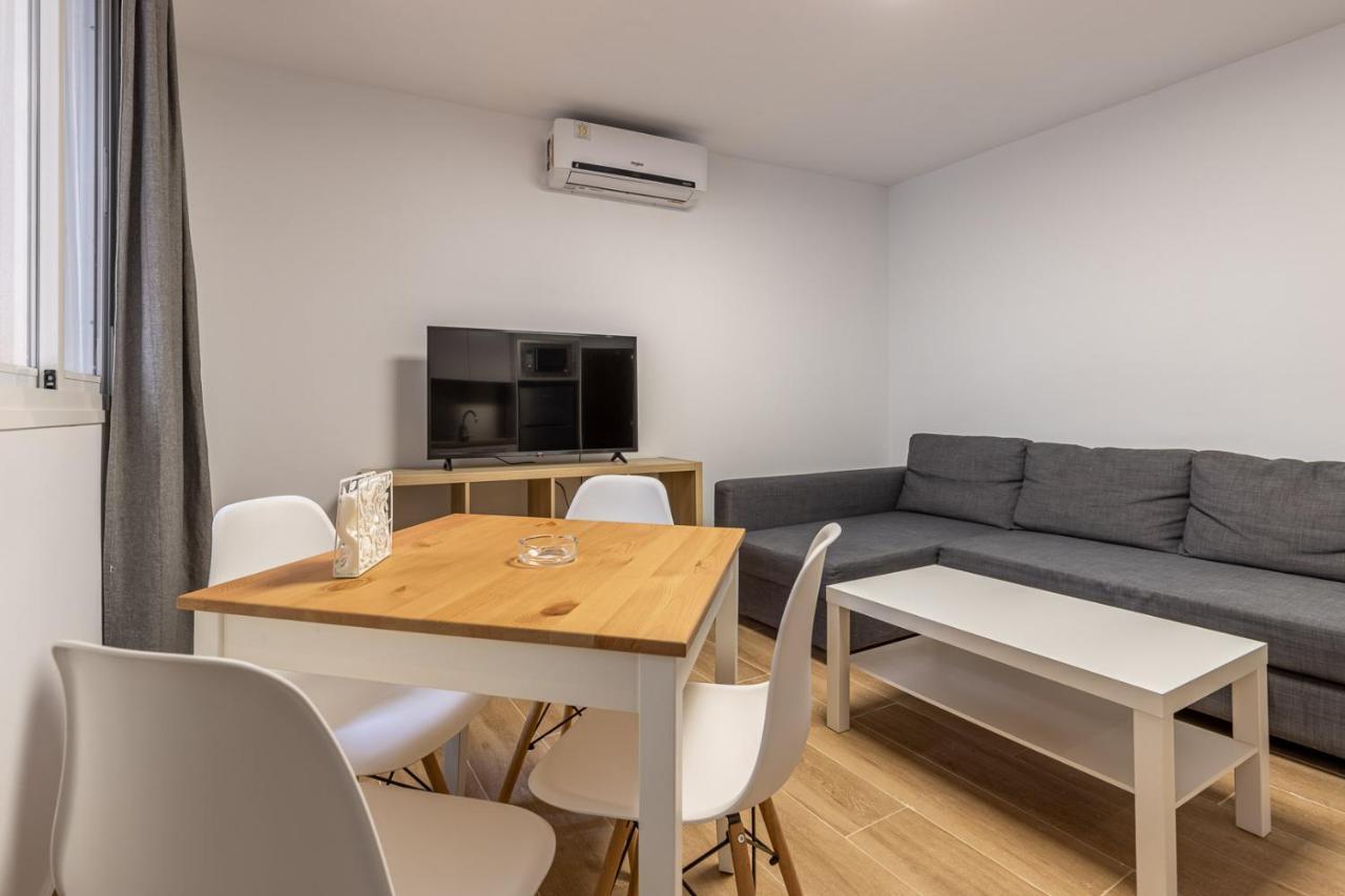 Homeabout La Merced Flats *
