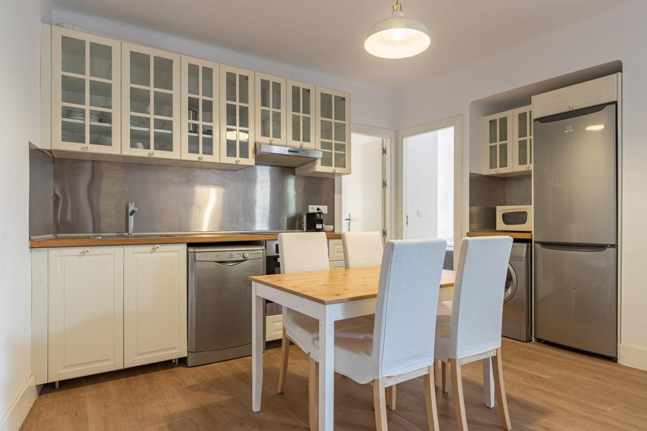 Fun Building Flats By Homeabout Lägenhet *