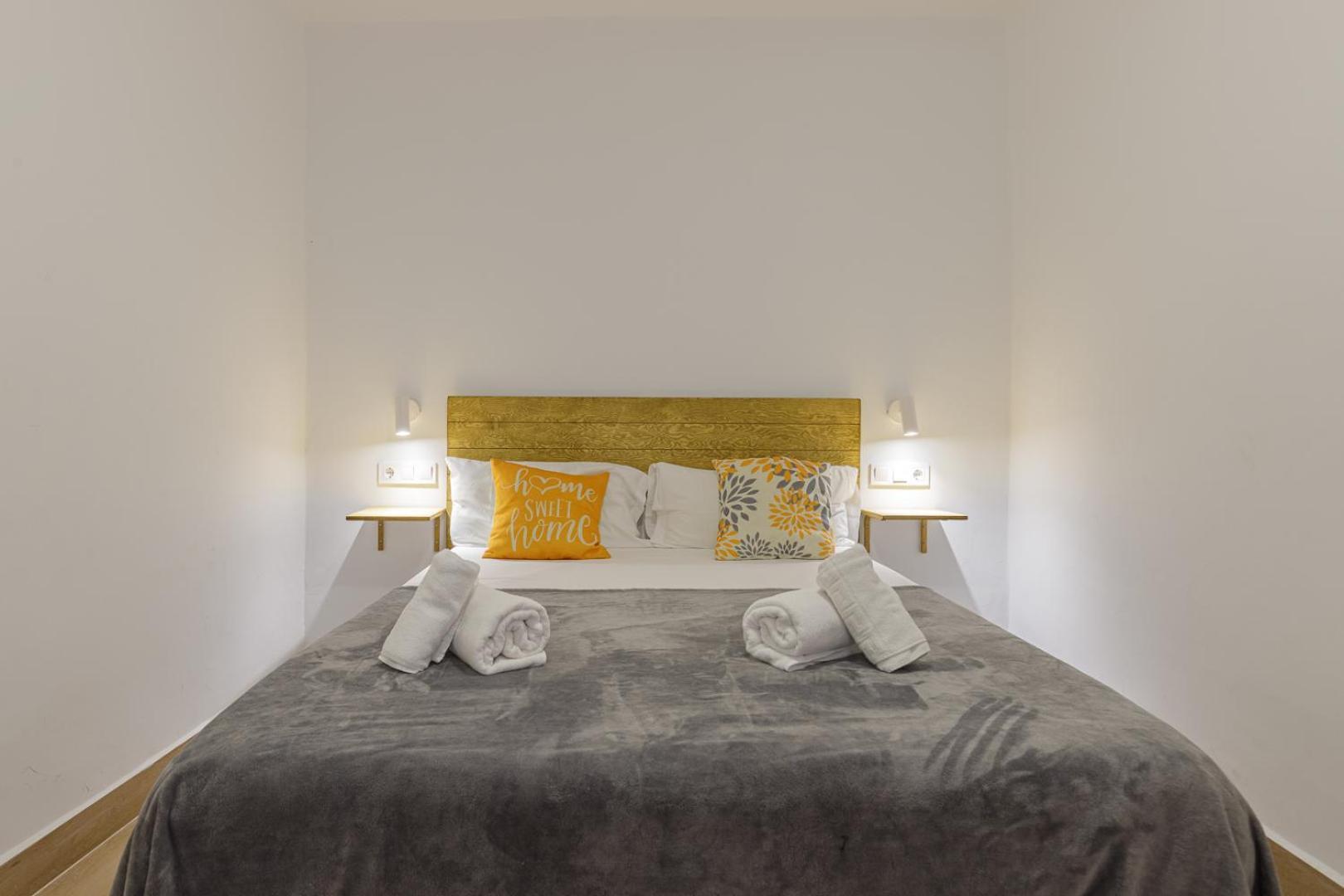 Homeabout La Merced Flats Apartment
